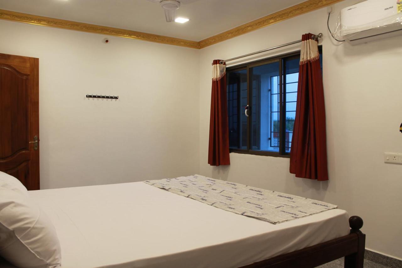 Seascape Residency White Town Hotell Pondicherry Eksteriør bilde