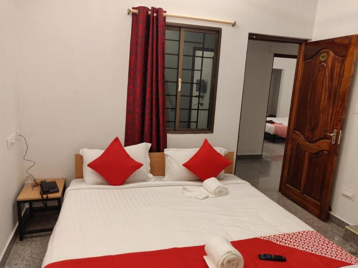 Seascape Residency White Town Hotell Pondicherry Eksteriør bilde